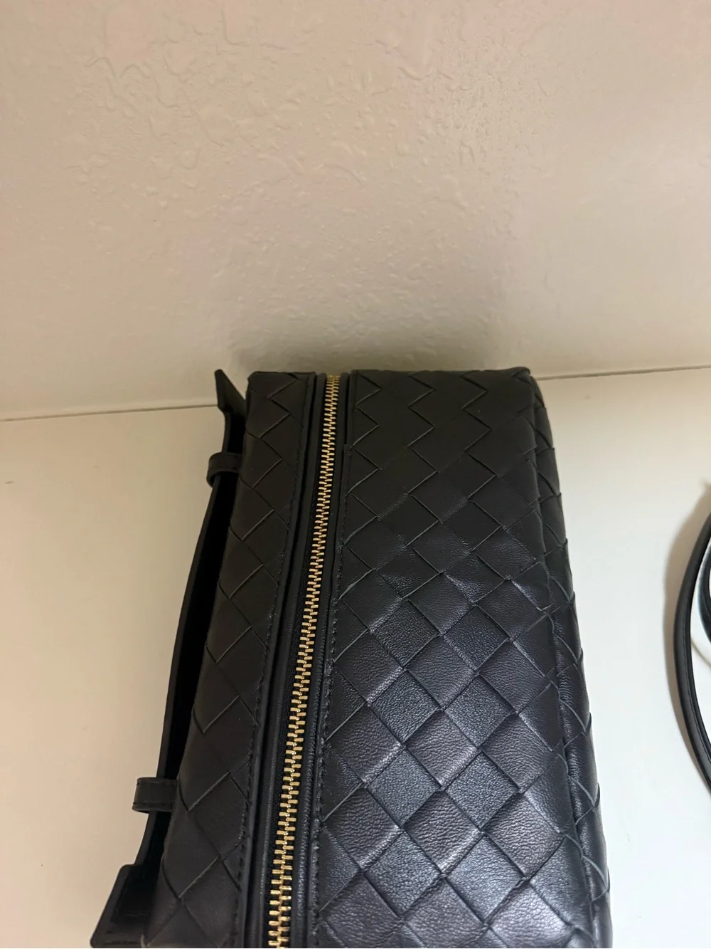 Quilted Leather Top-Handle Crossbody Bag - Black- flash sale